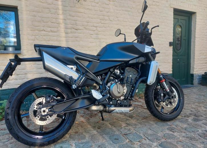 Husqvarna   801, Motoren, Motoren | Husqvarna, Particulier, Sport, ABS, Ophalen of Verzenden