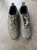 Sneakers grijs groen maat 43 1 x gedragen merk Jeans, Kleding | Heren, Schoenen, Ophalen, Zo goed als nieuw, Sneakers