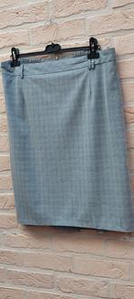 Rok maat 46 Charles vogele gevoerd elastiek aan zijkanten, Vêtements | Femmes, Jupes, Charles vogele, Taille 46/48 (XL) ou plus grande