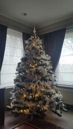 Kerstboom kunsstof 210 cm Triumph + versiering, Diversen, Kerst, Ophalen