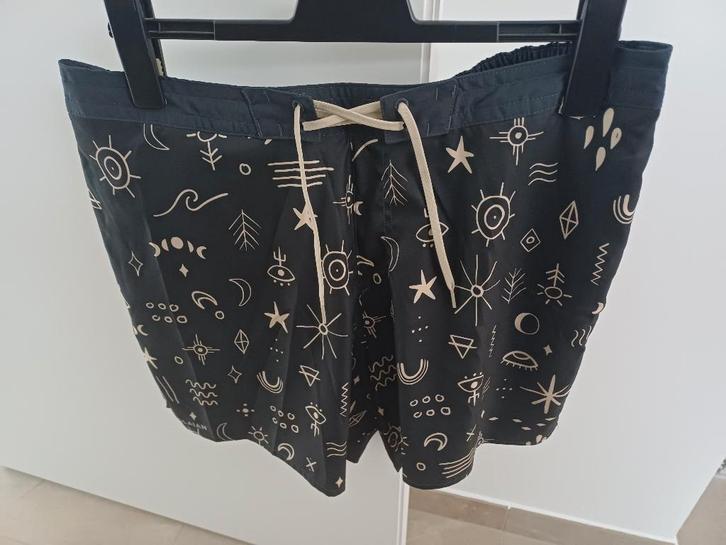 Decathlon - short de surf (taille XL), Vêtements | Hommes, Vêtements de bain & Maillots de bain, Short de bain, Taille 56/58 (XL)