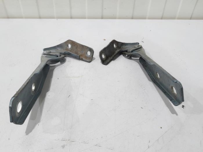 Charnière capot d'un Audi A3, Autos : Pièces & Accessoires, Autres pièces automobiles, Audi, Utilisé, 3 mois de garantie, Enlèvement ou Envoi