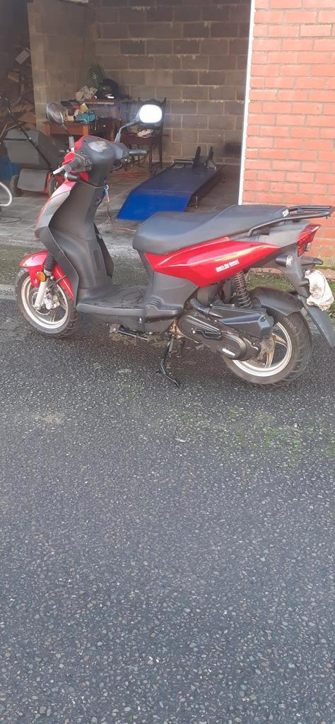 Sym orbit de 2007 classe b, Fietsen en Brommers, Snorfietsen en Snorscooters, Zo goed als nieuw, SYM, Benzine, Ophalen