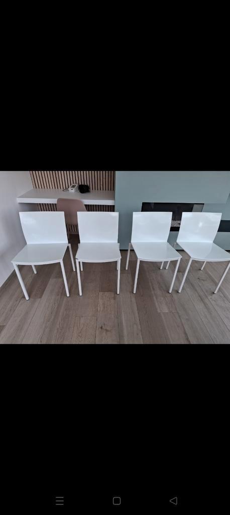Drie (vier) witte keukenstoelen, Huis en Inrichting, Stoelen, Gebruikt, Drie, Ophalen