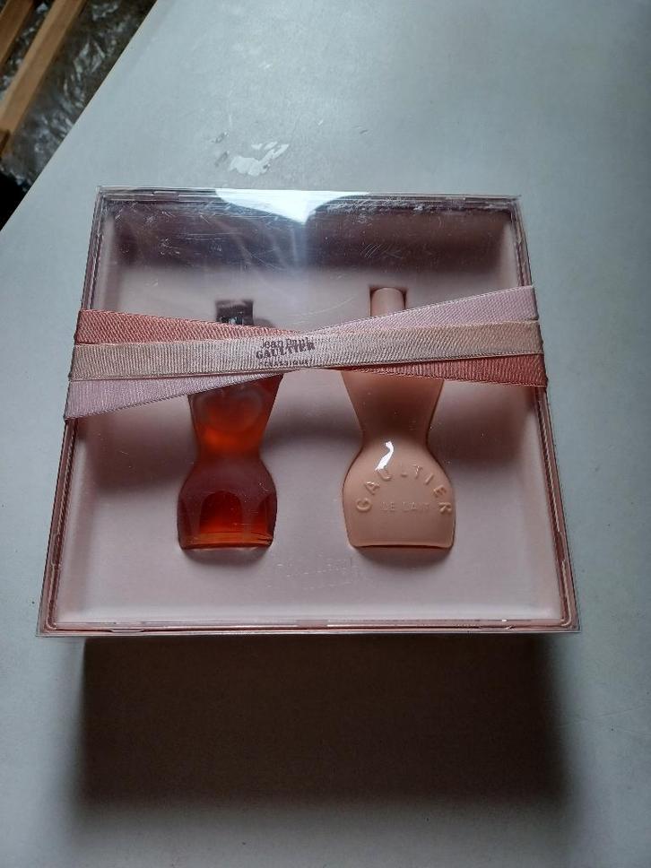 GAULTIER Coffret CLASSIQUE neuf, Bijoux, Sacs & Beauté, Beauté | Parfums, Envoi