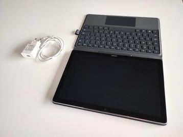 11" Huawei MediaPad M5 + nieuwe smart keyboard cover (nieuw)