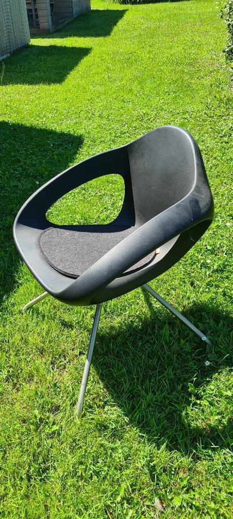 Chaise de jardin design en plastique de la marque Lonc, de q, Jardin & Terrasse, Chaises de jardin, Comme neuf, Synthétique, Enlèvement ou Envoi