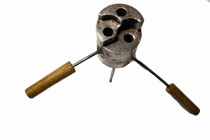 Antieke gietmal voor visserslood, Watersport en Boten, Hengelsport | Algemeen, Gebruikt, Dobber of Lood, Ophalen of Verzenden