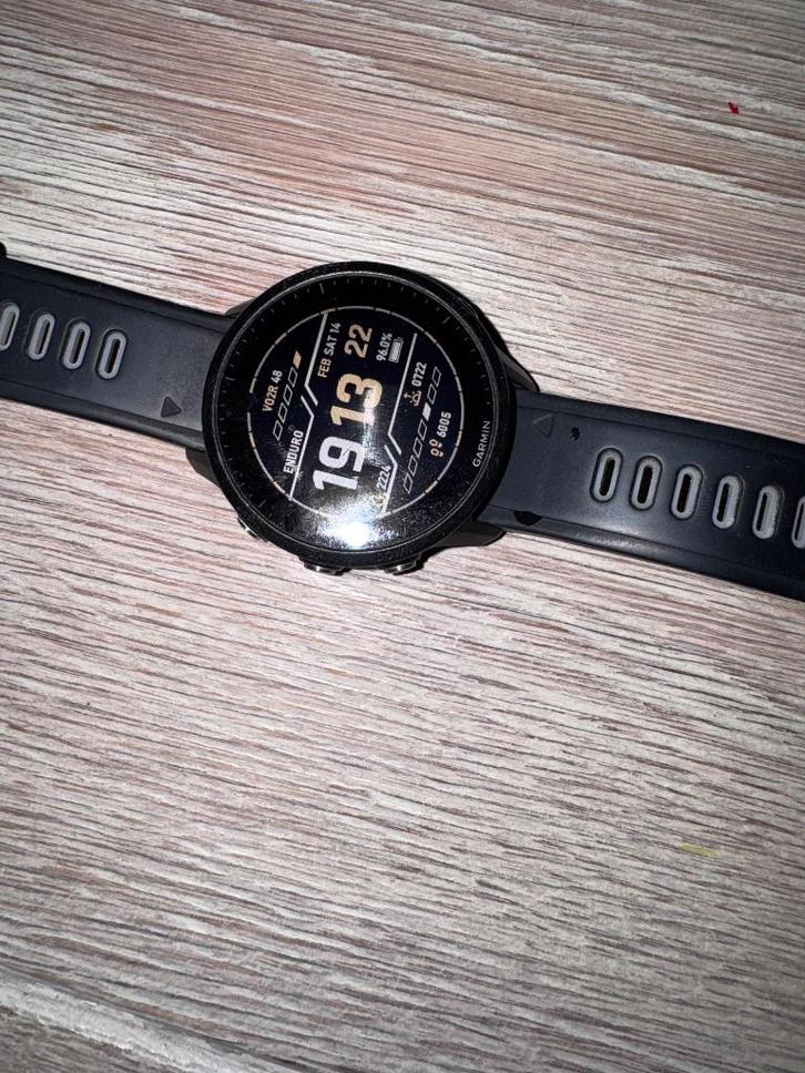 Forerunner 955 pour runners et triathlètes, Bijoux, Sacs & Beauté, Montres de sport, Comme neuf, Noir, Distance, État, GPS, Battement de coeur