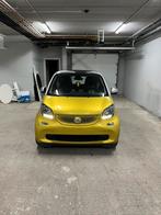 Smart fortwo 2016 , Couleur : jaune moutarde et gris , noire, Auto's, Mini, Stof, Overige kleuren, 999 g/km, 5 kg