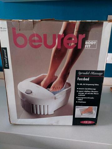Voetbadje  beschikbaar voor biedingen