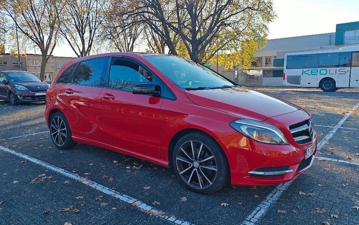 Mercedes B 180 benzineklasse., Auto's, Mercedes-Benz, Particulier, B-Klasse, ABS, Adaptieve lichten, Airbags, Airconditioning