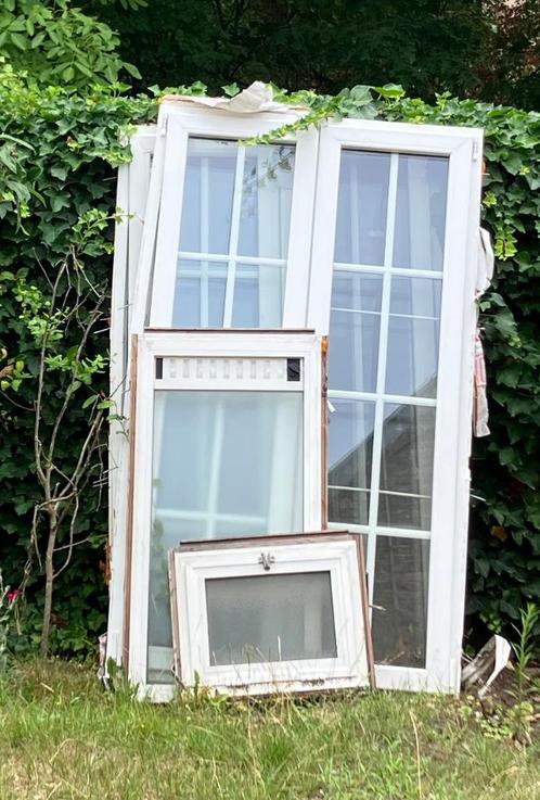 Dubbele ramen wit PVC (x3) met HR glas, Doe-het-zelf en Bouw, Raamkozijnen en Schuifdeuren, Gebruikt, Raamkozijn, Kunststof, 150 tot 225 cm