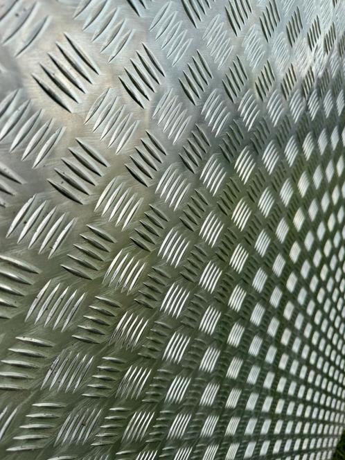 4 nieuwe alu traanplaat reststukken (1,5m x 1,2m 2/3,5mm), Doe-het-zelf en Bouw, Platen en Panelen, Nieuw, Overige materialen