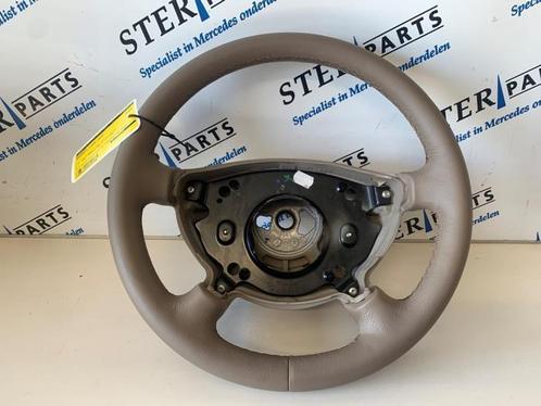Stuurwiel van een Mercedes E-Klasse, Auto-onderdelen, Besturing, Mercedes-Benz, Nieuw, 12 maanden garantie, Ophalen of Verzenden