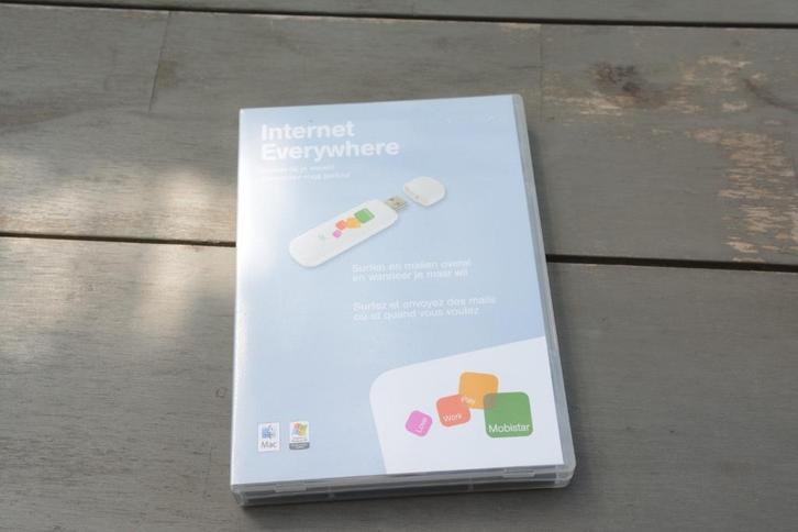 Mobistar Internet Everywhere Oranje wifisleutel uit 2011, Computers en Software, Routers en Modems, Gebruikt, Router met modem