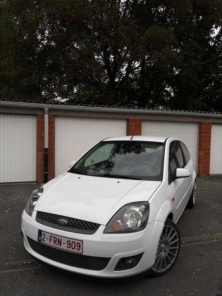 Ford Fiesta 1.4 TDCI, Auto's, Ford, Bedrijf, Fiësta, Airbags, Airconditioning, Bluetooth, Boordcomputer, Centrale vergrendeling