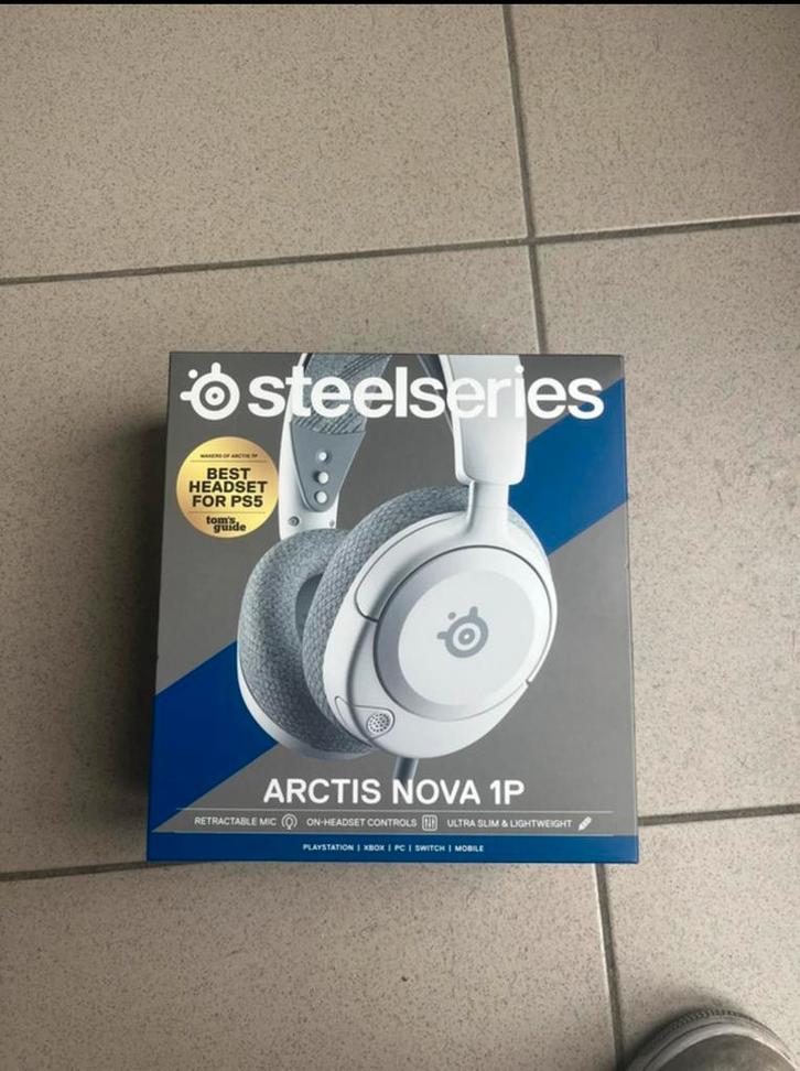Steelseries Arctis Nova 1P, Audio, Tv en Foto, Hoofdtelefoons, Op oor (supra aural), Overige merken, Ophalen