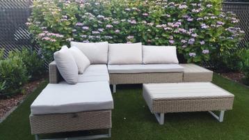 Nieuwe loungeset te koop beschikbaar voor biedingen