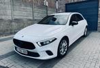 Mercedes A-Klasse 180 Benzine Automaat, Auto's, Mercedes-Benz, 4 cilinders, Wit, Leder, 5 deurs