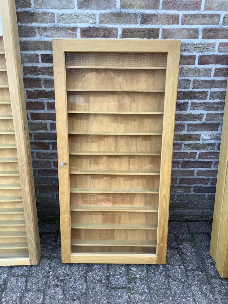 Speciale Vitrine kast voor schaalmoddellen, Huis en Inrichting, Kasten | Vitrinekasten, Zo goed als nieuw, Glas, Ophalen