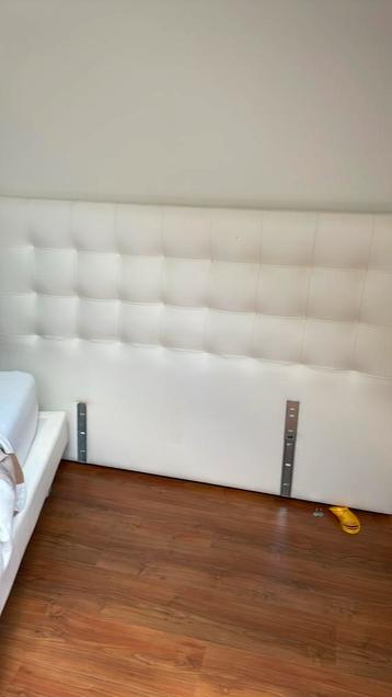 Sommier à sommier 180 cm gratuit, Enlèvement, Comme neuf