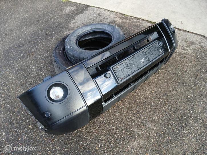 Voorbumper Land Rover Discovery III 3 Voor Bumper Zwart, Auto-onderdelen, Carrosserie, Bumper, Land Rover, Voor, Gebruikt, Ophalen of Verzenden