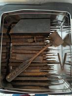 Echoppe de graveur en acier, pour la gravure de précision., Enlèvement