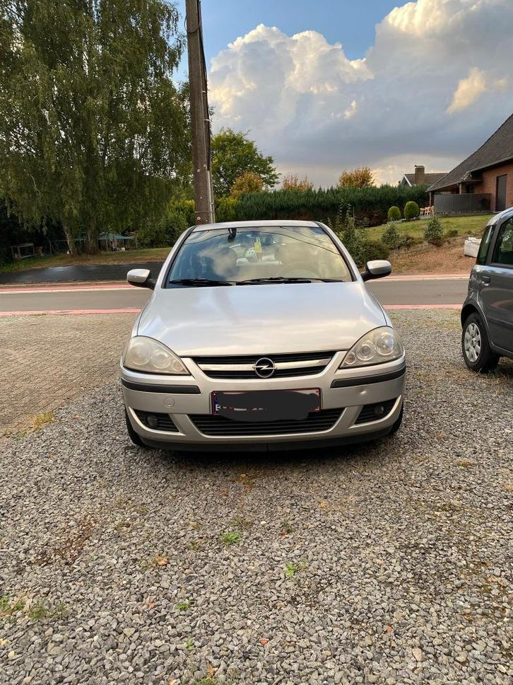 Opel Corsa 1.2 twinport, Auto's, Opel, Particulier, Corsa, ABS, Airbags, Airconditioning, Elektrische ramen, Mistlampen, Radio