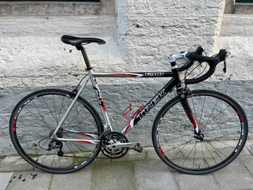 Trek SL 1200 56 Shimano Ultegra/105 beschikbaar voor biedingen