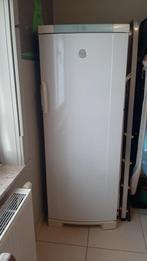 Vrijstaande kastdiepvriezer Electrolux, Elektronische apparatuur, Vriezers en Diepvrieskisten, Gebruikt, 140 tot 160 cm, Ophalen