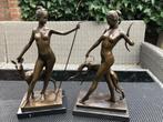 2 x bronzen Diana godin v jacht 1 met windhond en 1 m ree, Antiek en Kunst, Ophalen of Verzenden