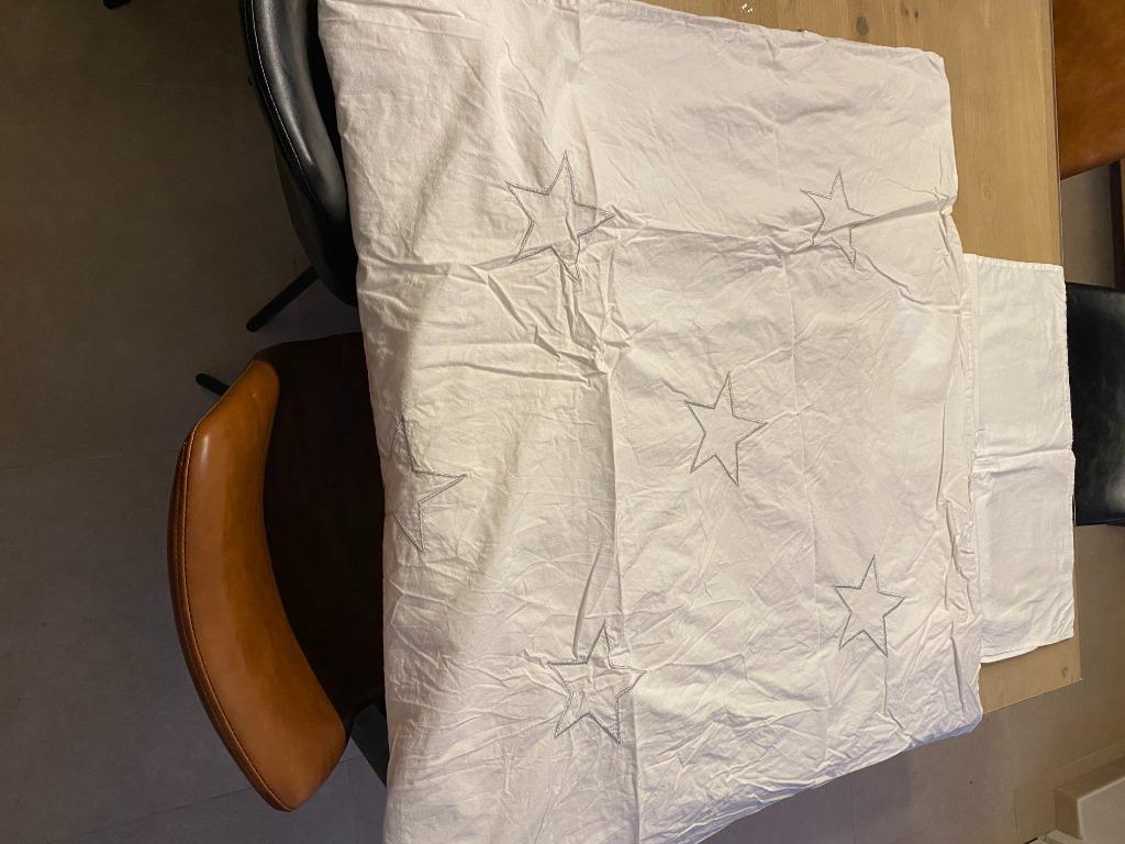 Baby beddengoed met bijhorende kussensloop met witte sterr, Gebruikt, Jongetje of Meisje, Wit, Dekbedovertrek