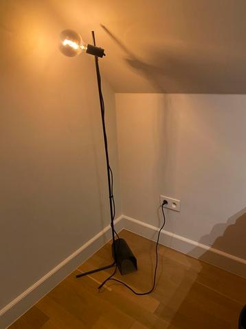 Lampe noire IKEA, Enlèvement, Comme neuf