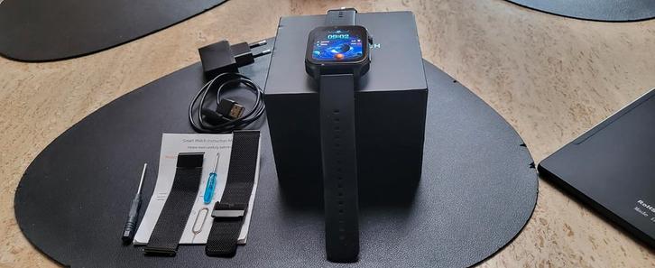 Smartwatch , Telefoon 4G, Handtassen en Accessoires, Smartwatches, Zo goed als nieuw, Ophalen of Verzenden