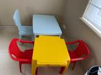 Tables et chaises enfant, Garçon ou Fille, Utilisé, Enlèvement ou Envoi