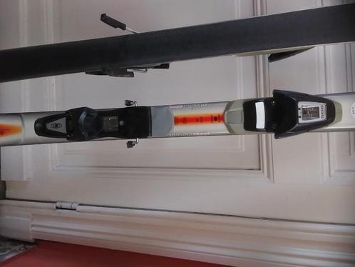 skis alpins avec attaches et bottines, Sport en Fitness, Skiën en Langlaufen, Gebruikt, Ski's, Ski, Fischer, Carve, 160 tot 180 cm