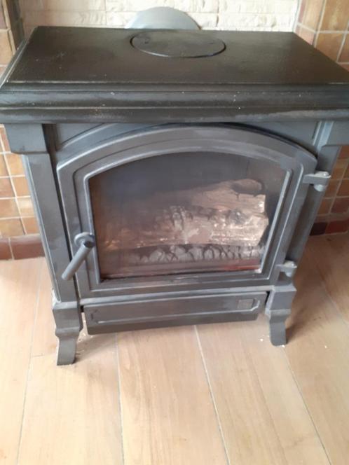 URGENT POELE COMPLET SURDIAC AU GAZ, Huis en Inrichting, Kachels, Gebruikt, Vrijstaand, Gaskachel, Gas, Ophalen