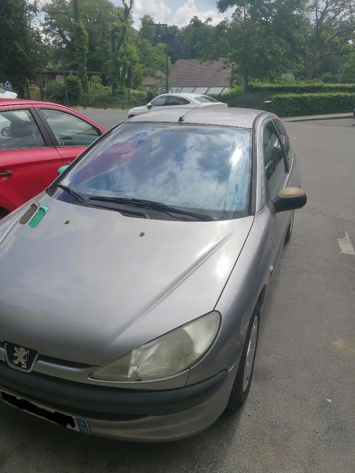 Peugeot 206 essence 1.4l 3 portes, Autos, Peugeot, Particulier, Air conditionné, Essence, Euro 3, Autre carrosserie, 3 portes