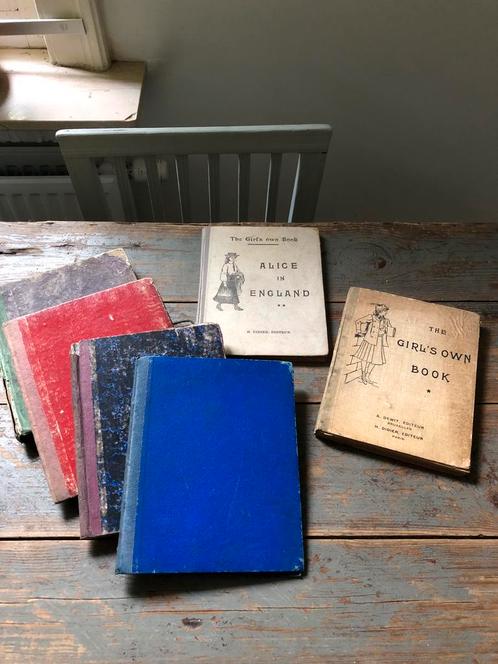 ANTIEKE SCHOOL BOEKEN EN SCHRIFTEN 1882 SCHOONSCHRIFT, Antiek en Kunst, Antiek | Boeken en Manuscripten, Ophalen of Verzenden