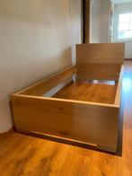 Eenpersoonsbed in Eik fineer in zeer goede staat (incl Latte, Huis en Inrichting, Slaapkamer | Bedden, Ophalen, 90 cm, Eenpersoons