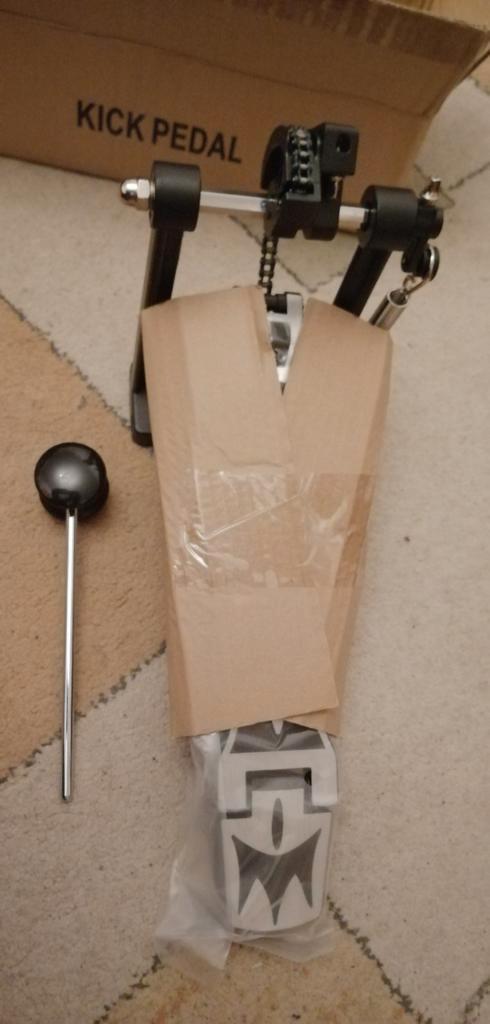 Millenium basdrum pedaal + Pro mark forward 7a raw hickory, Muziek en Instrumenten, Drumstellen en Slagwerk, Nieuw, Overige merken