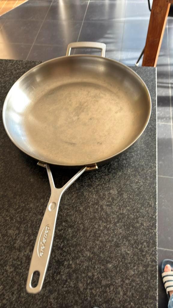Demeyere pan 32 cm, Huis en Inrichting, Keuken | Potten en Pannen, Zo goed als nieuw, Ophalen