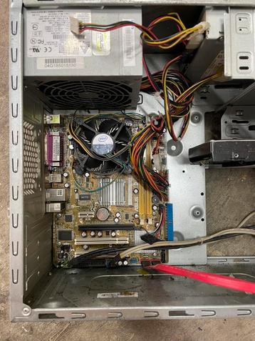 Asus pc werkt niet!!! beschikbaar voor biedingen