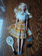 Barbie pop vintage met tennisracket en extra schoentjes, Ophalen, Zo goed als nieuw, Pop