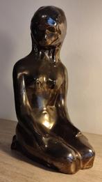 Sculptuur, gesigneerd terracotta