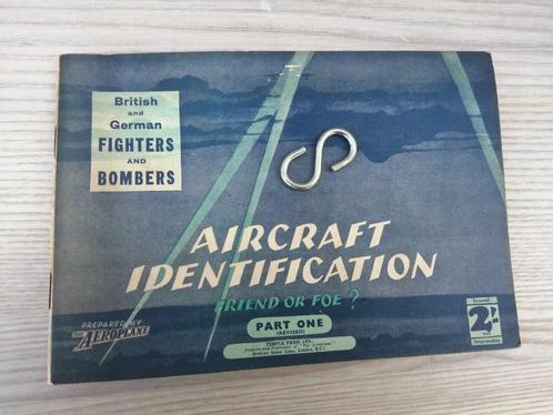 1940 BRITISH AND GERMAN FIGHTERS..., Verzamelen, Militaria | Tweede Wereldoorlog, Luchtmacht, Boek of Tijdschrift, Ophalen of Verzenden