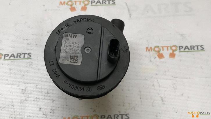 BMW waterpomp coolant watercirculatiepomp 546843 2400325, Auto-onderdelen, Motor en Toebehoren, Gebruikt, Ophalen of Verzenden