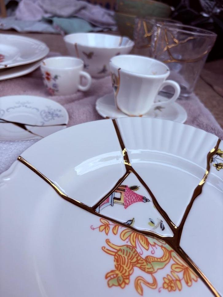Kintsugi Seletti Servies - borden/tassen/glazen…, Huis en Inrichting, Keuken | Servies, Zo goed als nieuw, Bord(en), Ophalen