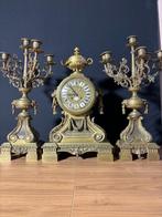 (75) Antieke Franse Bronzen Regency Pendule met Kandelaren, Ophalen of Verzenden